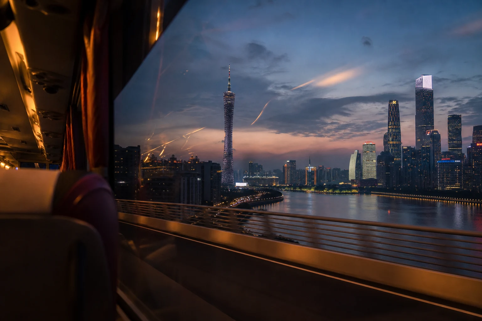 傍晚抵达广州,珠江城市夜景