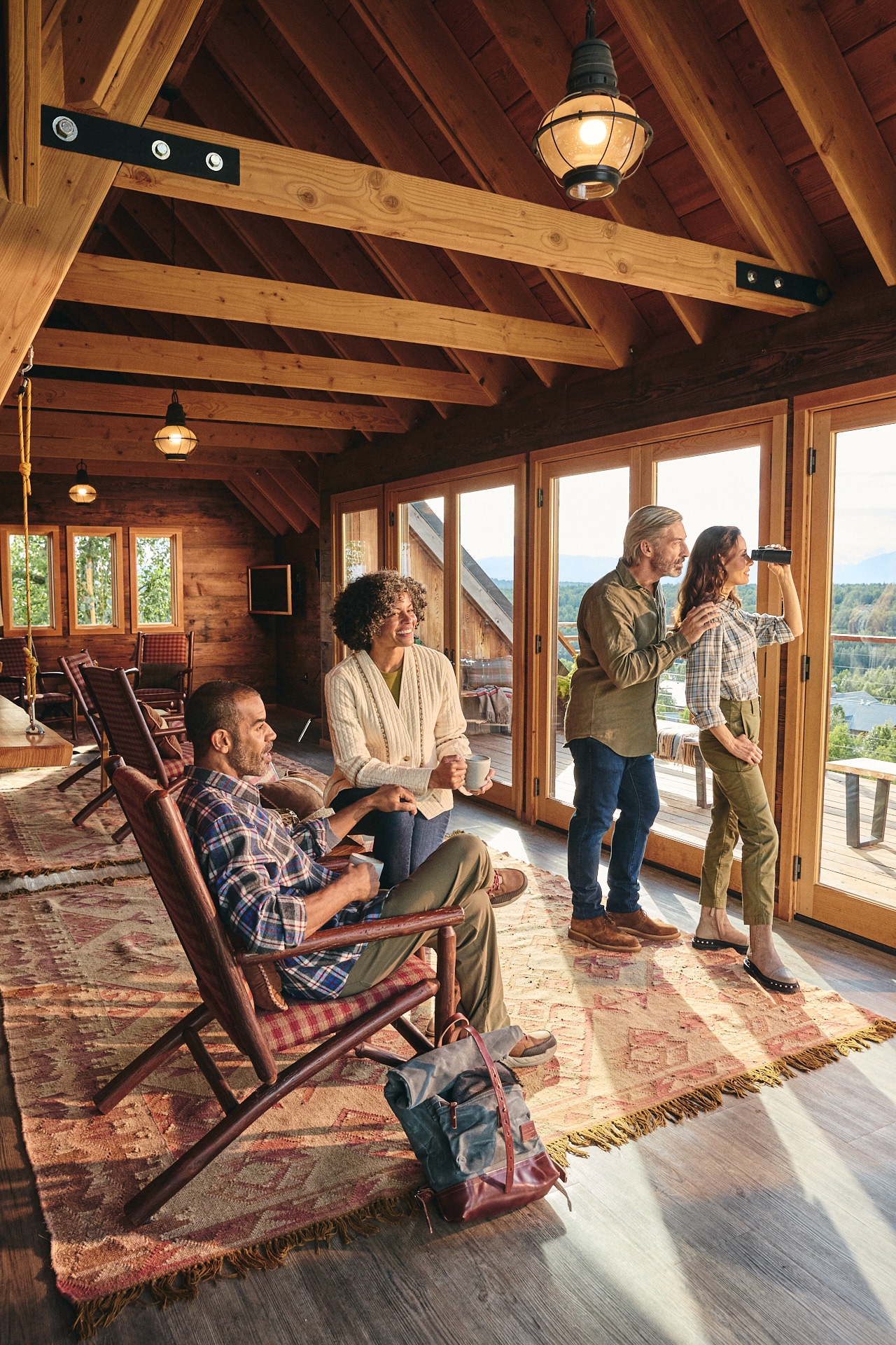 Hotels & land touring